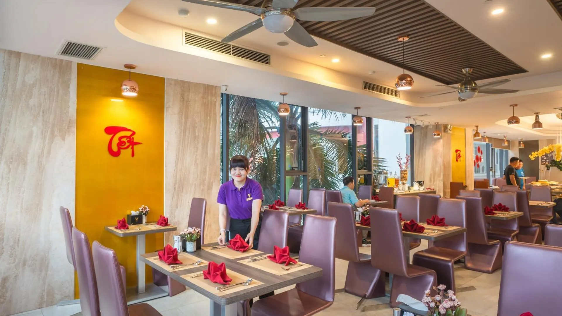 V Hotel Nha Trang
