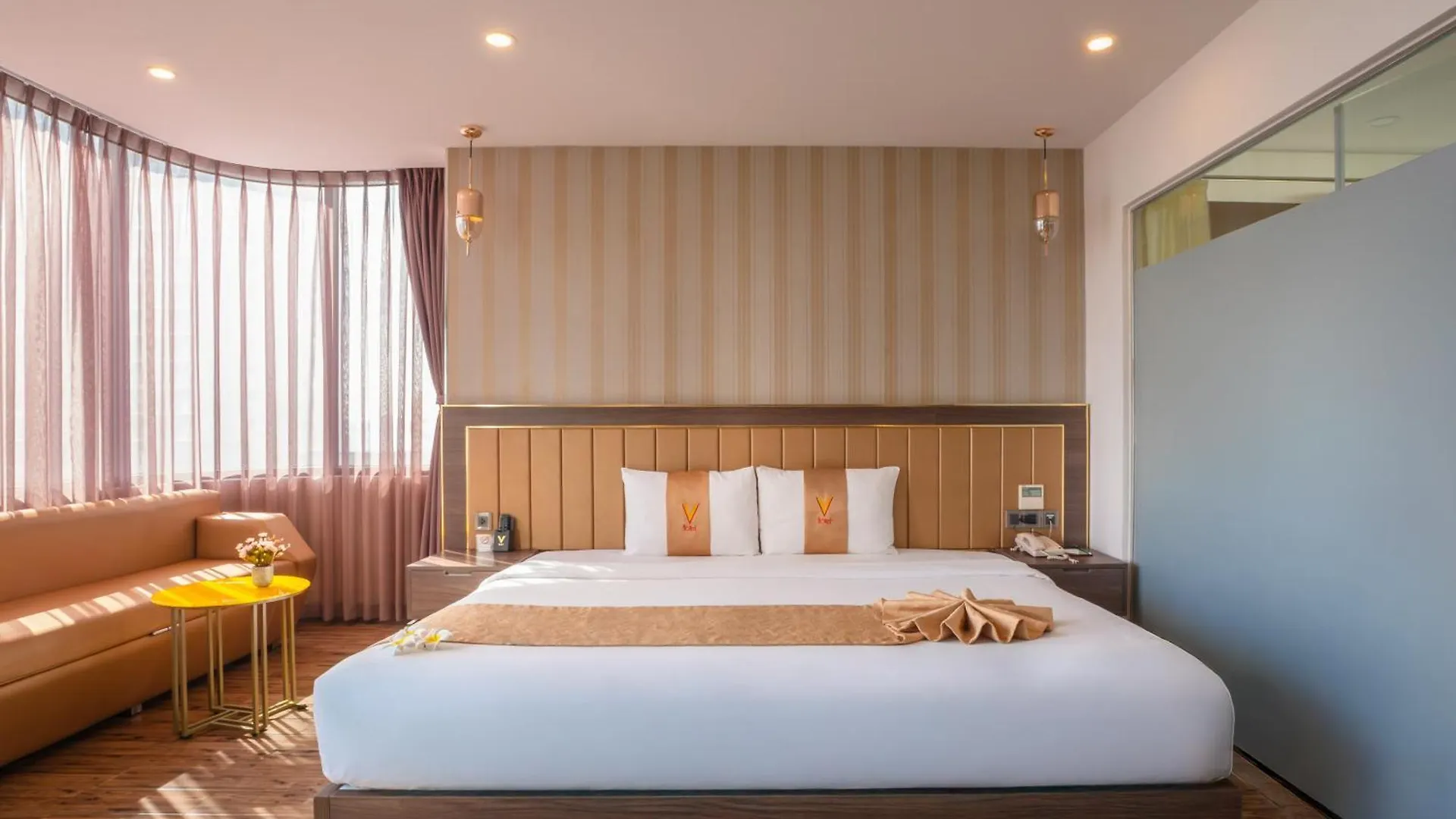 V Hotel Nha Trang